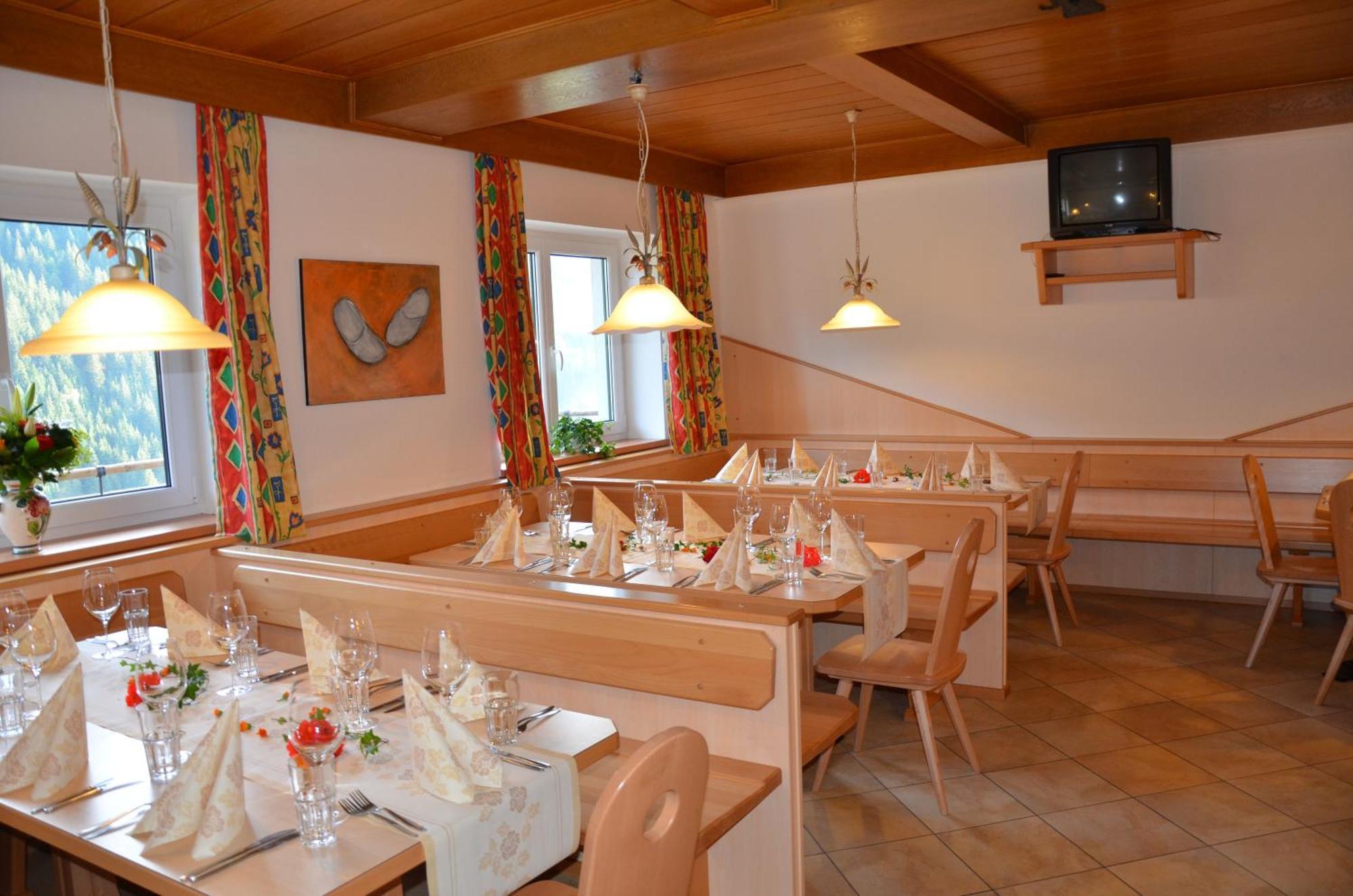 Hostel In / Out - Saalbach